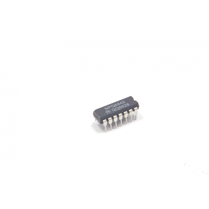 Motorola - MPQ6842 - Transistor, NPN/PNP. P/N: MPQ6842.