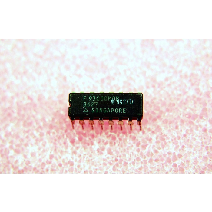 FAIRCHILD - 9300DMQB - IC. 4-Bit parallel-access shift register.